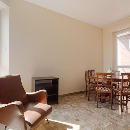 Milano - Roomy Apartment 300 M From M3 Affori Fn! Exterior photo