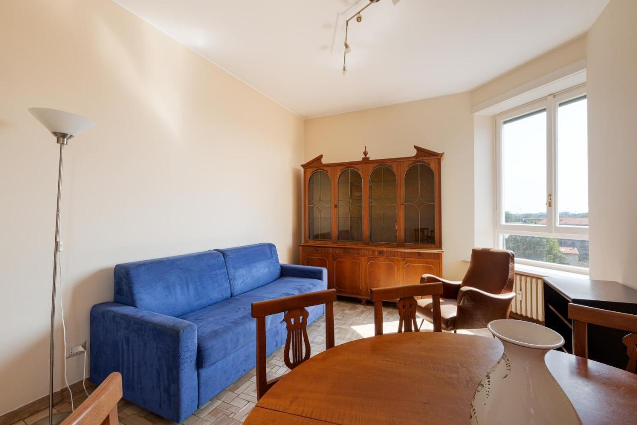 Milano - Roomy Apartment 300 M From M3 Affori Fn! Exterior photo