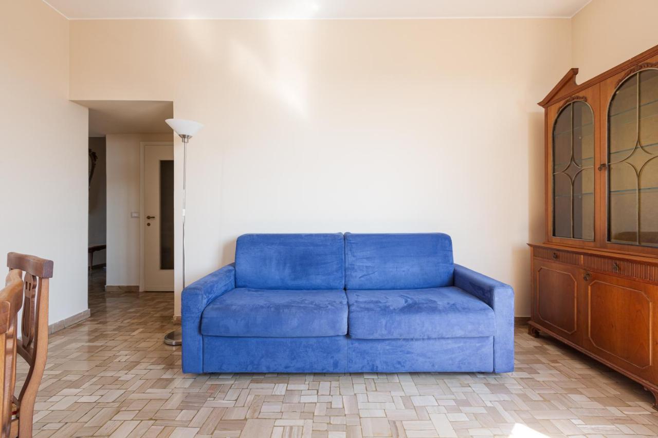 Milano - Roomy Apartment 300 M From M3 Affori Fn! Exterior photo
